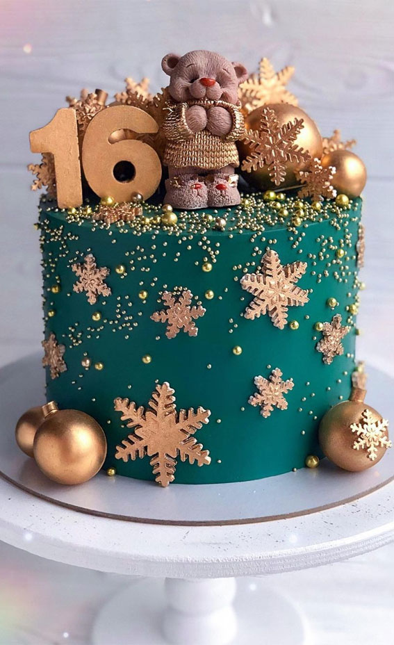 25 Winter Cakes For Your Holiday Festive : Green Winter Cake for 16th Birthday Celebration