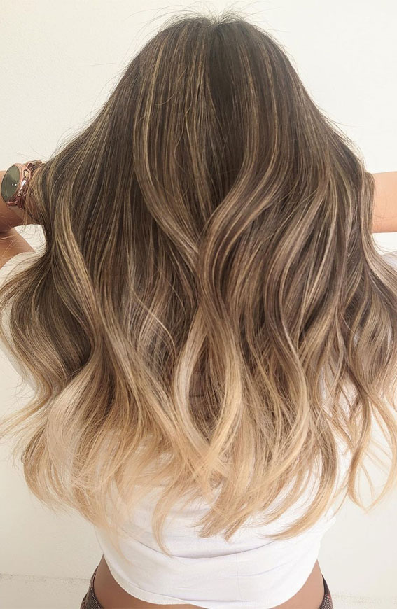 The 45 Prettiest Hair Colours For Winter : Low Maintenance
