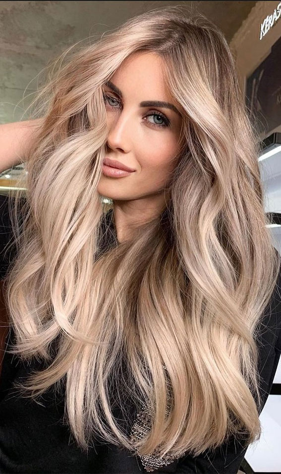 The 45 Prettiest Hair Colours For Winter : Pearl Rose Blonde Long Hair