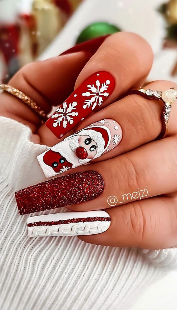 27 Best Holiday Nail Art Designs : Shimmery Dark Red Christmas Nails