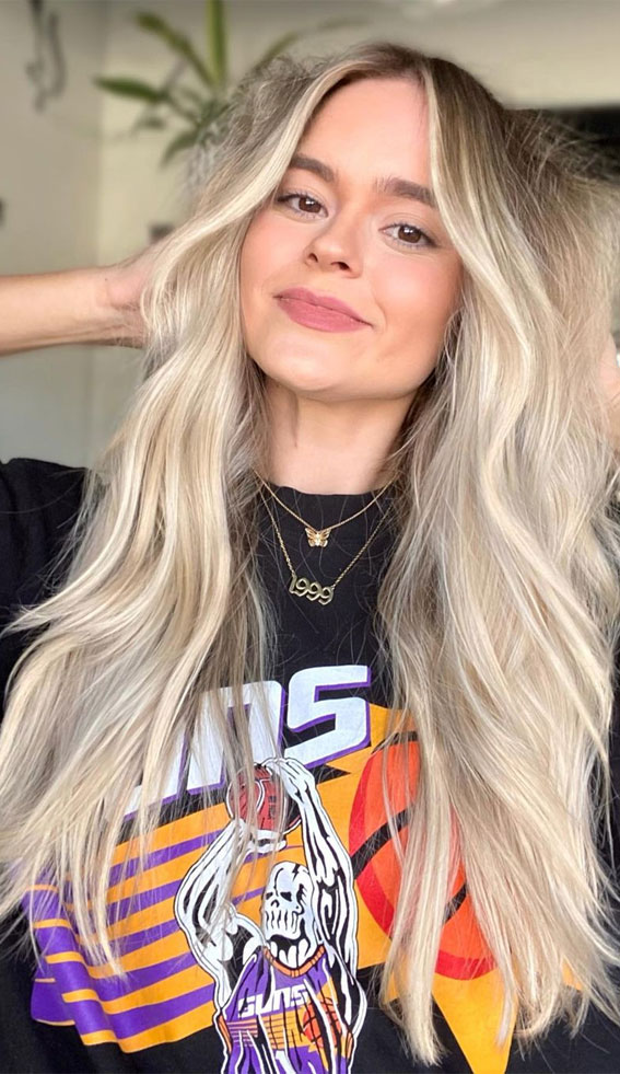 33 Cute Blonde Hair Color Trends 2022 : Toasted Coconut Blonde