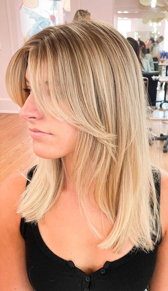 35 Cute Curtain Bangs That You Should Try in 2022 : Blonde with Rooted Style & Bangs