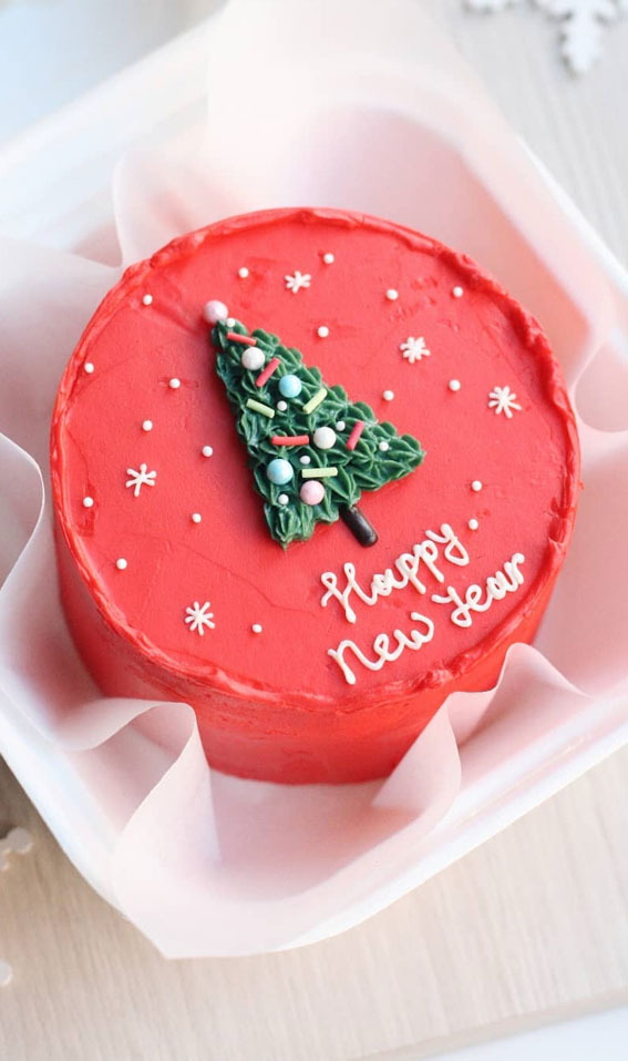 22 Scrumptious Festive Cakes for Celebrating the Holidays : Christmas Tree Red Cake