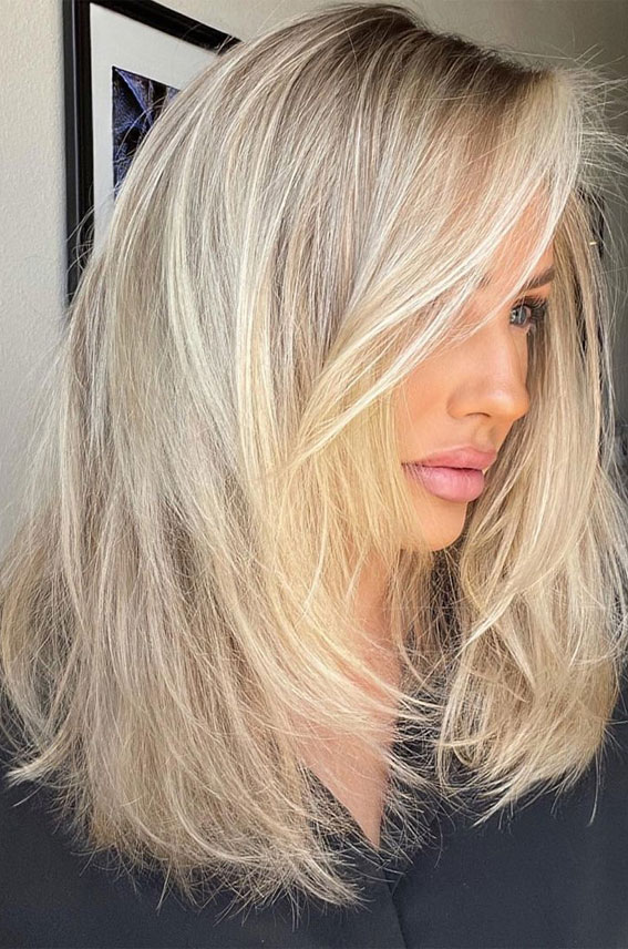 33 Cute Blonde Hair Color Trends 2022 : Side Part Layered Cut Blonde  Hairstyle