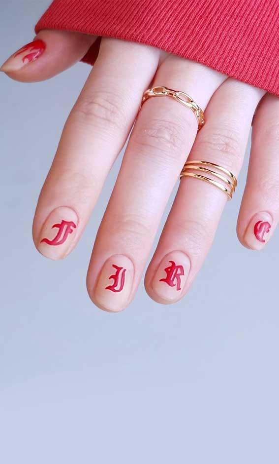 LFW Nail Trend To Try: Note Nails