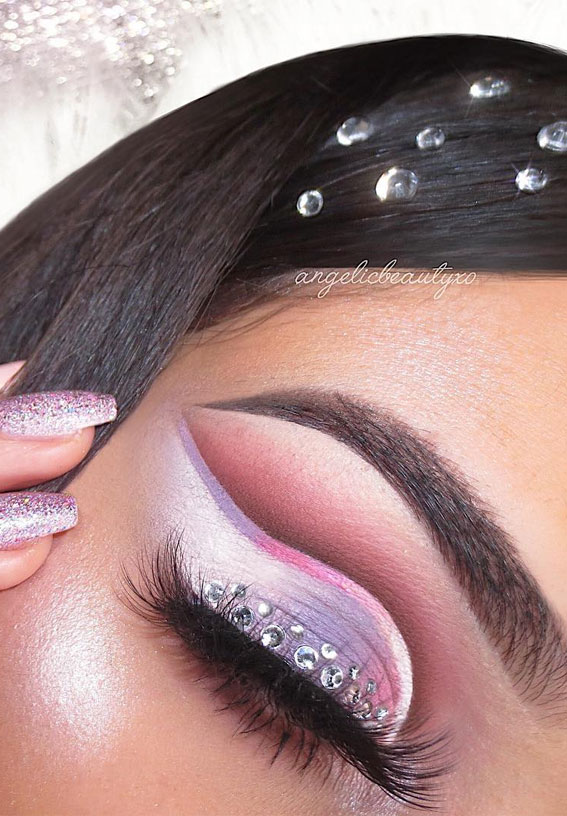 30+ Best Bright Eyeshadow Looks : Rhinestone and Ombre Lilac
