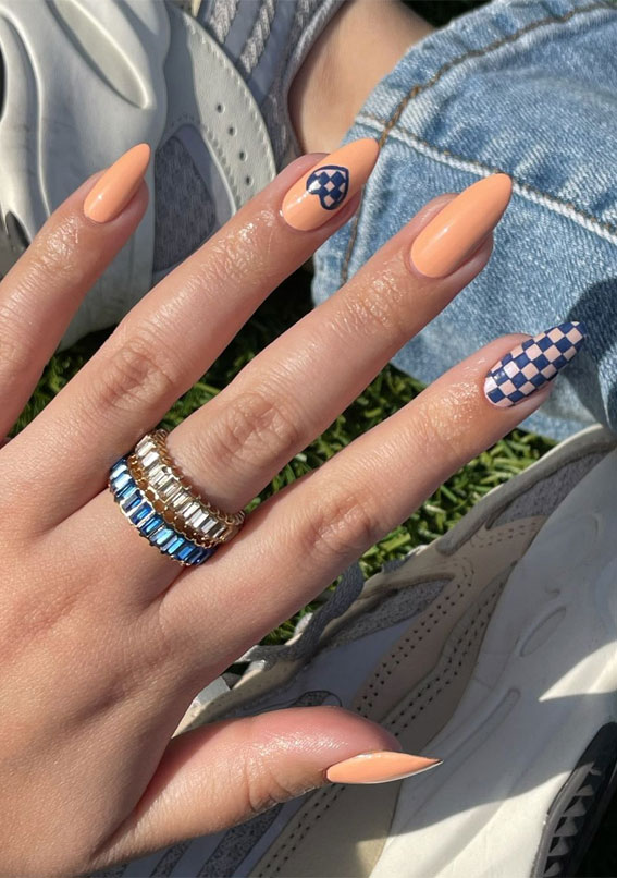 35 Trendy Checkered Nail Art Designs : Heart Checkered & Peach Nails