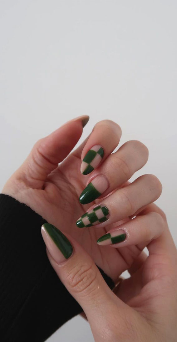 dark green checkered nails, summer nails 2022, green nails 2022, checker board nails