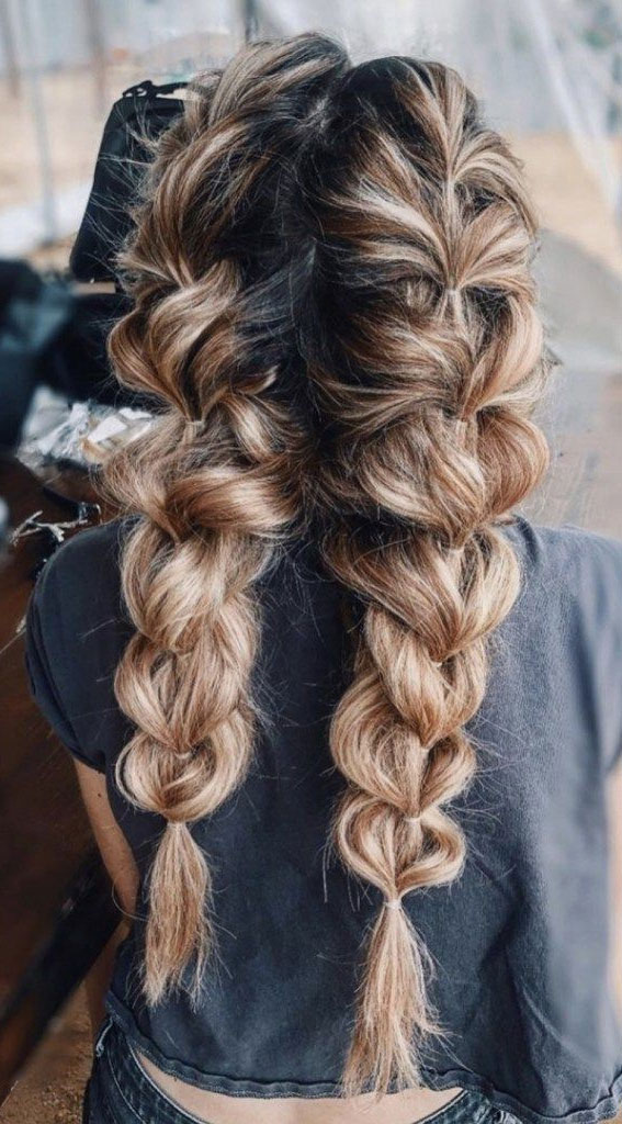 35 Cute and Cool Hairstyles for Teenage Girl : Pull Through Bubble Braids