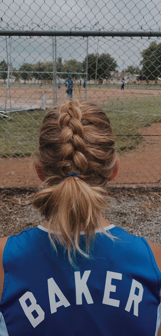 35 Cute and Cool Hairstyles for Teenage Girl : Braided bun