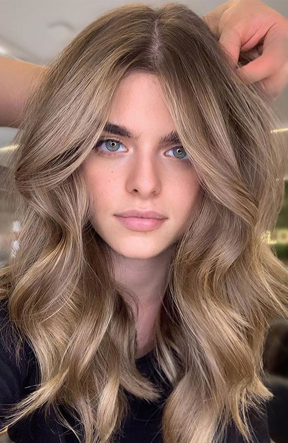 57 Gorgeous Medium Length Hairstyles For Women To Try in 2023