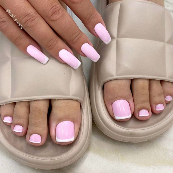 40+ Trendy Pedicure Designs 2022 : Soft Pink French Pedicure