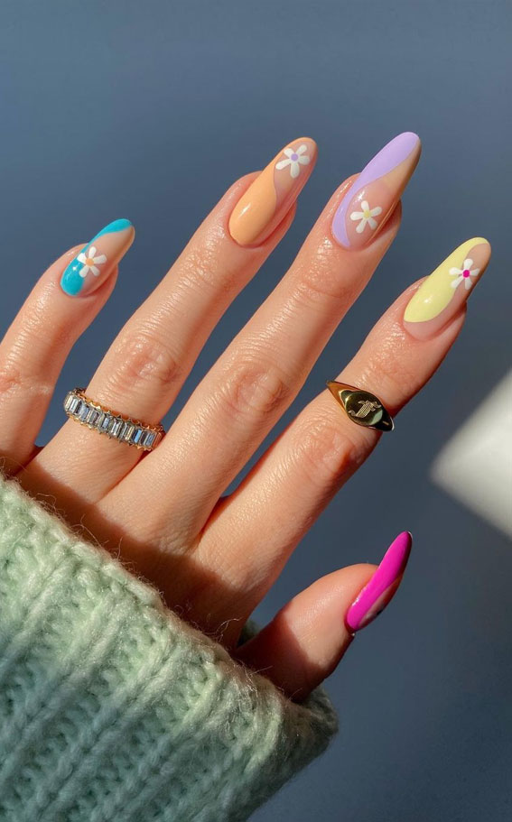 flower nails, spring nails 2022, almond nails, almond nails 2022, almond nails designs, acrylic almond nails