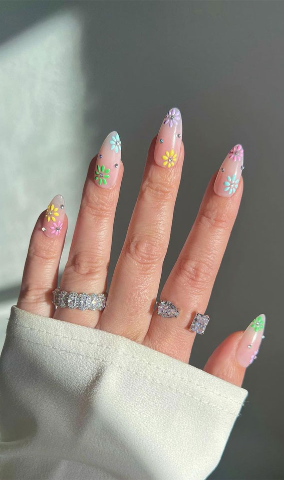 35 Almond Nails For A Cute Spring Update : Pastel Flower Nails