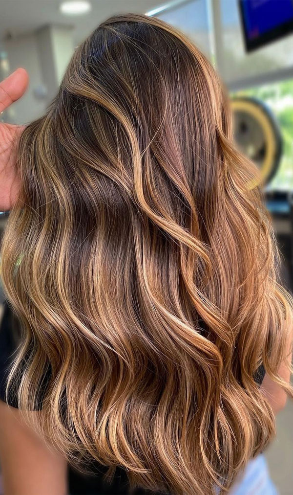 32 Beautiful Golden Brown Hair Color Ideas : Blonde Highlights