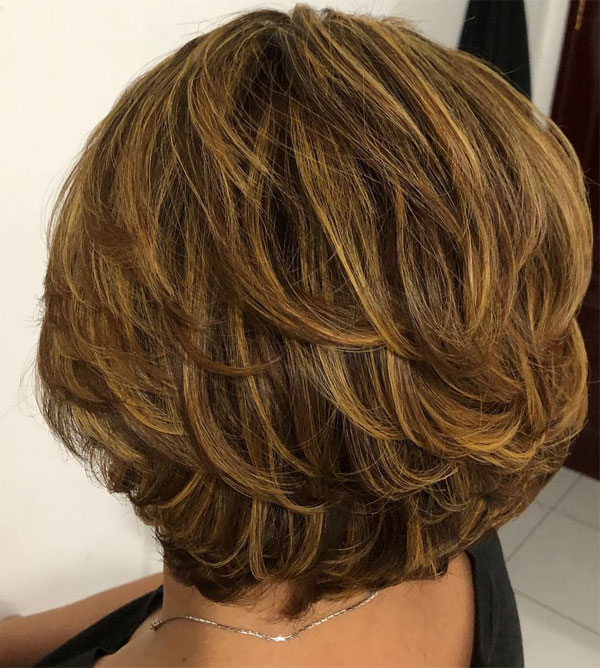 32 Beautiful Golden Brown Hair Color Ideas : Short Layered Hair