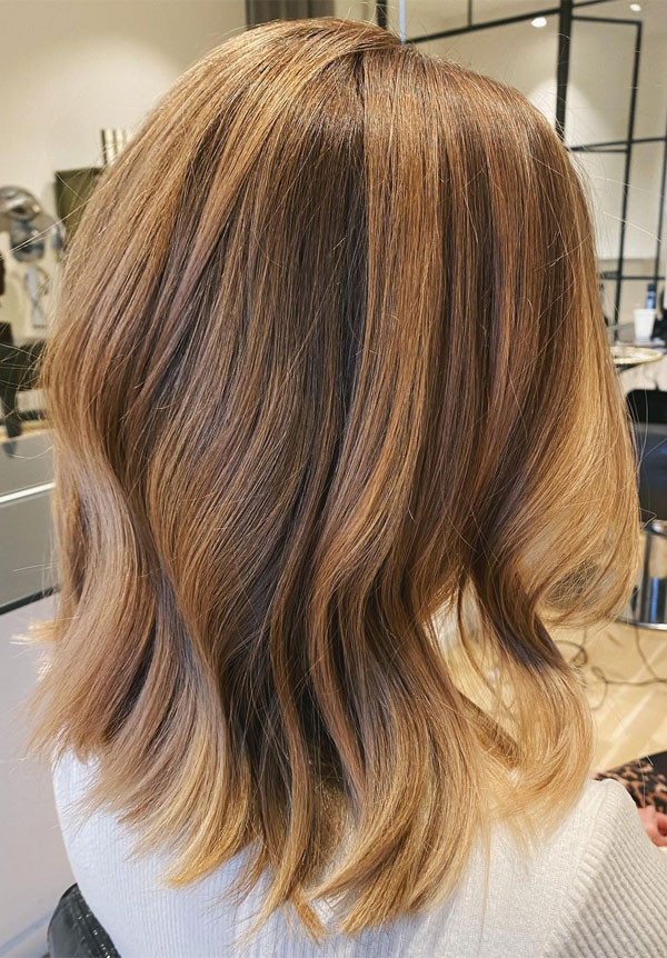 32 Beautiful Golden Brown Hair Color Ideas : Lob Hairstyle