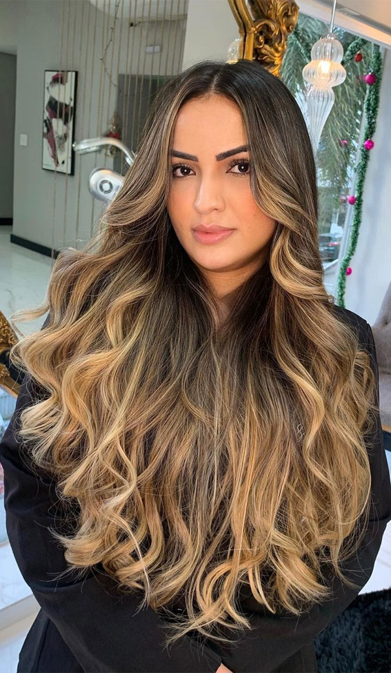 50 Stylish Brown Hair Colors & Styles for 2022 : Brown with Golden Beige Highlights