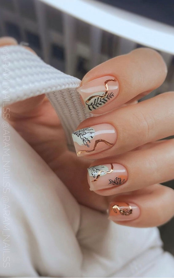 37 Cute Spring Nail Art Designs : Gold Swirl & Floral Natural Nail Design