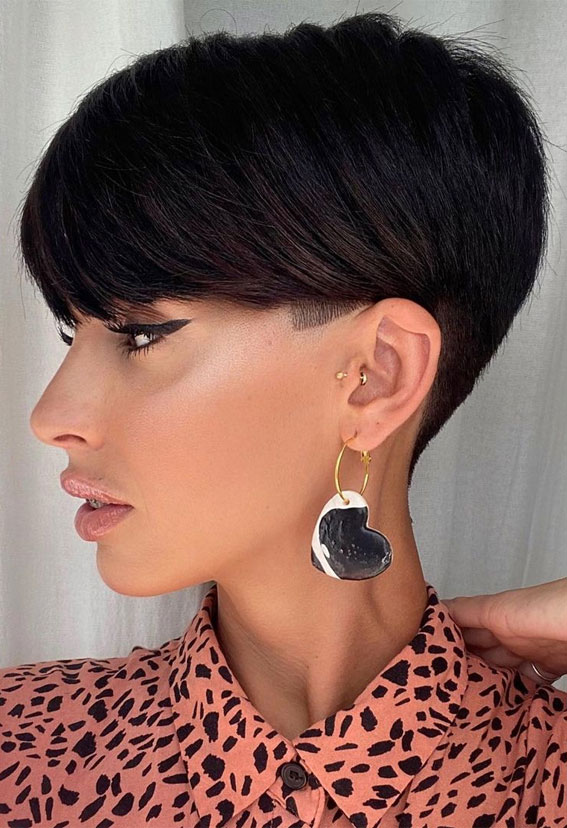25 Best Short Haircuts for Women Over 50 with Thick Hair | Short-Haircut.Com