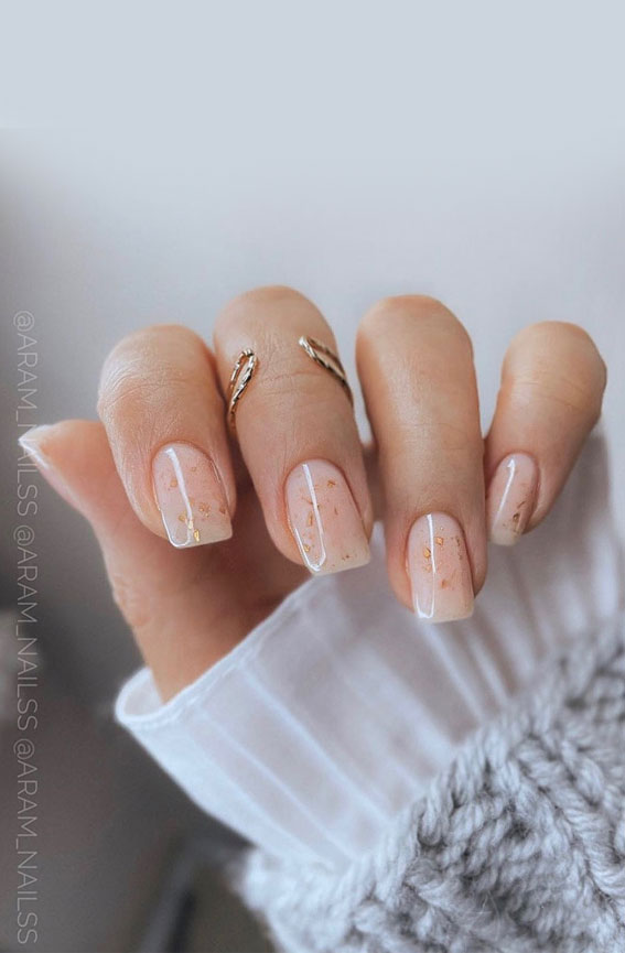 37 Cute Spring Nail Art Designs : Splash of Gold Flake Natural Nail Design