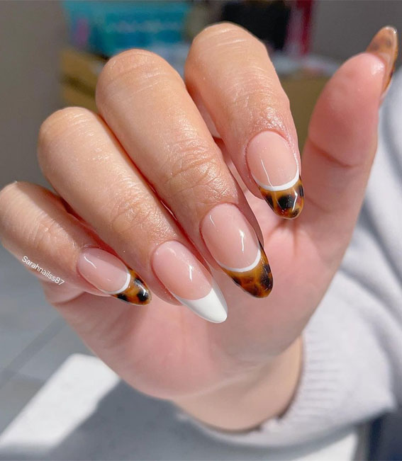 30 Spring Nails That We Are Obsessed With : Tortoiseshell & White French Tip Nails