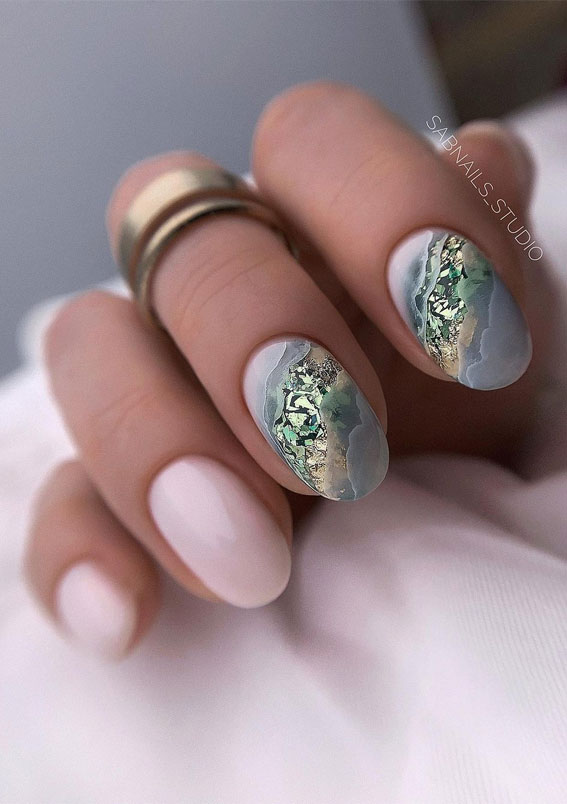 30 Spring Nails That We Are Obsessed With : Green Tone Geode Nails