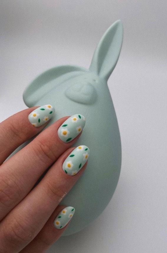 37 Cute Spring Nail Art Designs : Daisy Pastel Green Nail Design