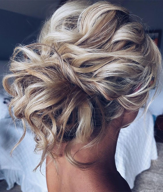50 Best Updo Hairstyles For Trendy Looks in 2022 : Textured Messy Curl Hair Updo