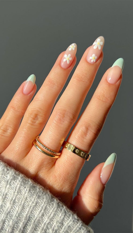 The 40 Cutest Nail Art Designs For All Age : Mint French Tips & Daisy Nails