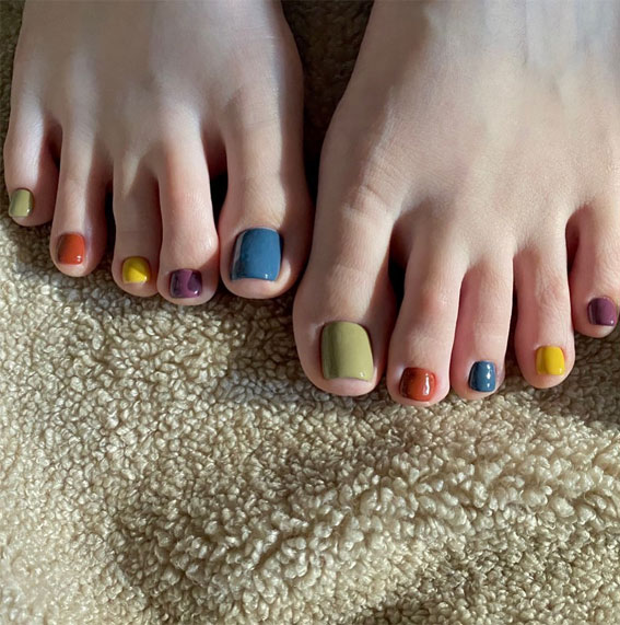 45 Pretty Toe Nails To Try In 2022 : Skittle Colour Toe Nails