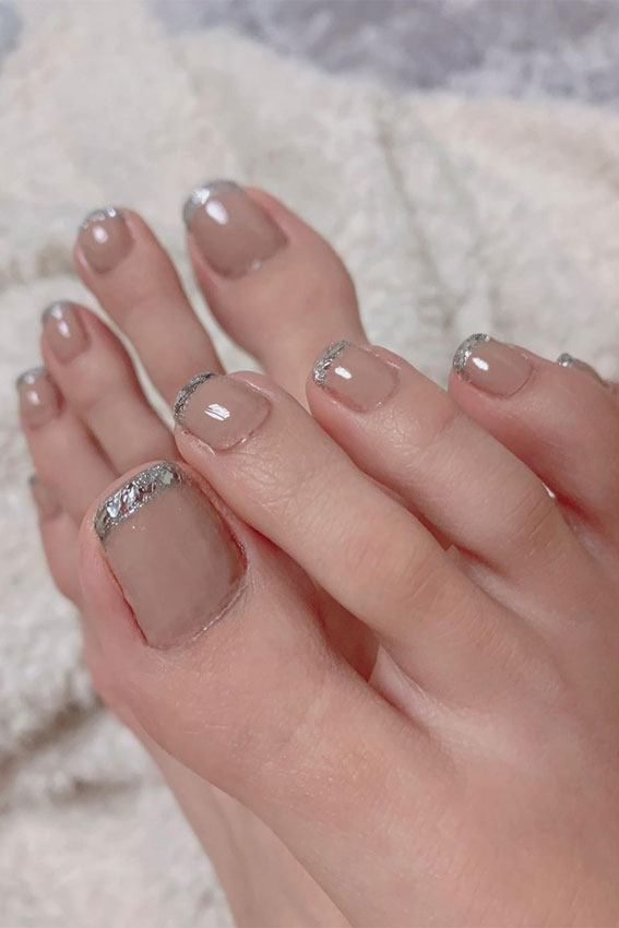 45 Pretty Toe Nails To Try In 2022 : Glitter French Toe Nails