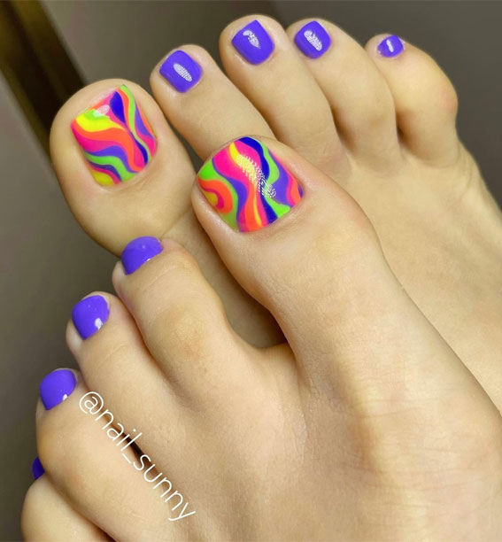 45 Pretty Toe Nails To Try In 2022 : Colourful Swirl + Bright Purple Pedicure