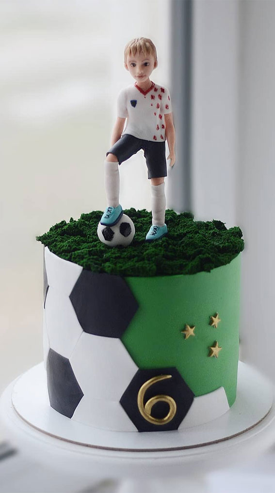 FCB Football Fans Cream Cake | Cake for Kids' Birthday Party |  Pandoracake.ae