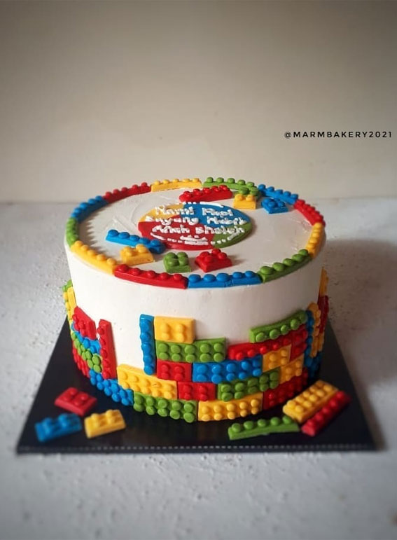 50 Best Birthday Cake Ideas in 2022 : Lego White Round Cake