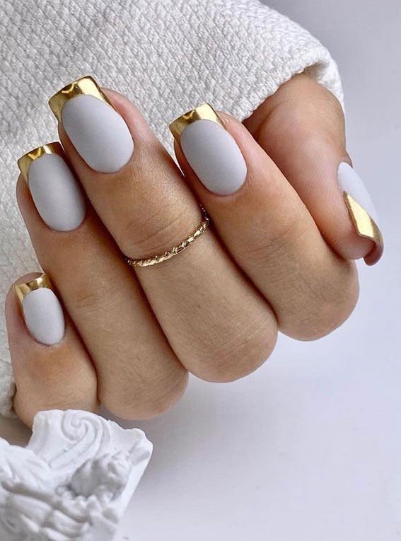 gold french tip white nails, colored french tip nails, short french tip nails, modern french tip nails, french tip nails 2022, french tip nail ideas, modern french manicure, spring french tip nails, gold french tip nails