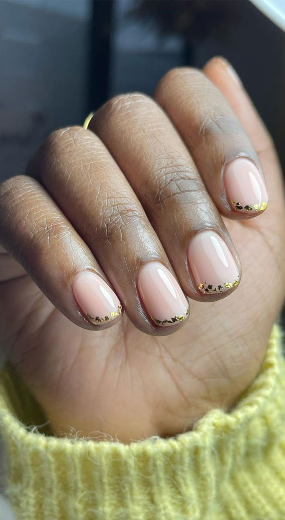 27 Barely There Nail Designs For Any Skin Tone : Pale Pink Short Nails with Gold Flake Tips
