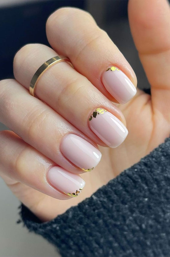 27 Barely There Nail Designs For Any Skin Tone : Pale Nude Pink Nails with Gold Flake