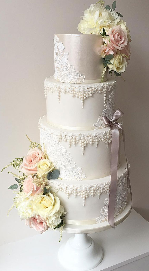 50 Timeless Pearl Wedding Cakes : Delicate pearls + sweet avalanche roses