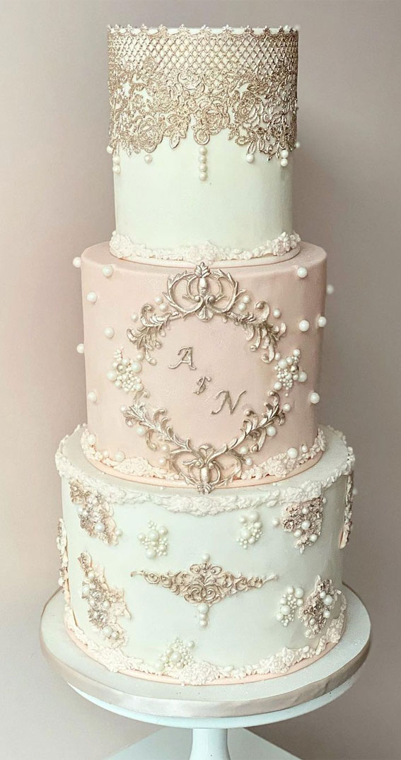 50 Timeless Pearl Wedding Cakes : Subtle Pastel + Pearl Details