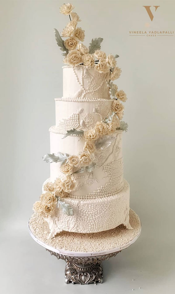 50 Timeless Pearl Wedding Cakes : Cascading Flower Pearl Cake