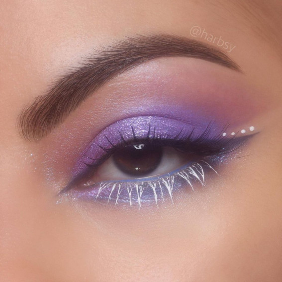 47 Cute Makeup Looks to Recreate : Lavender Tone + White Dots
