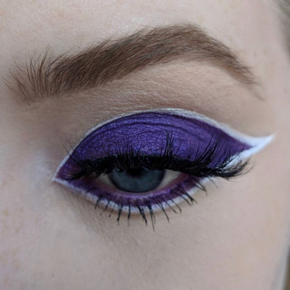 47 Cute Makeup Looks to Recreate : Purple Eyeshadow + White Graphic Outline