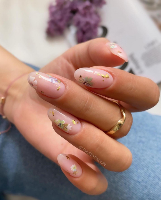 50 Eye-Catching Nail Art Designs : Floral Sheer Nails with Gold Flakes