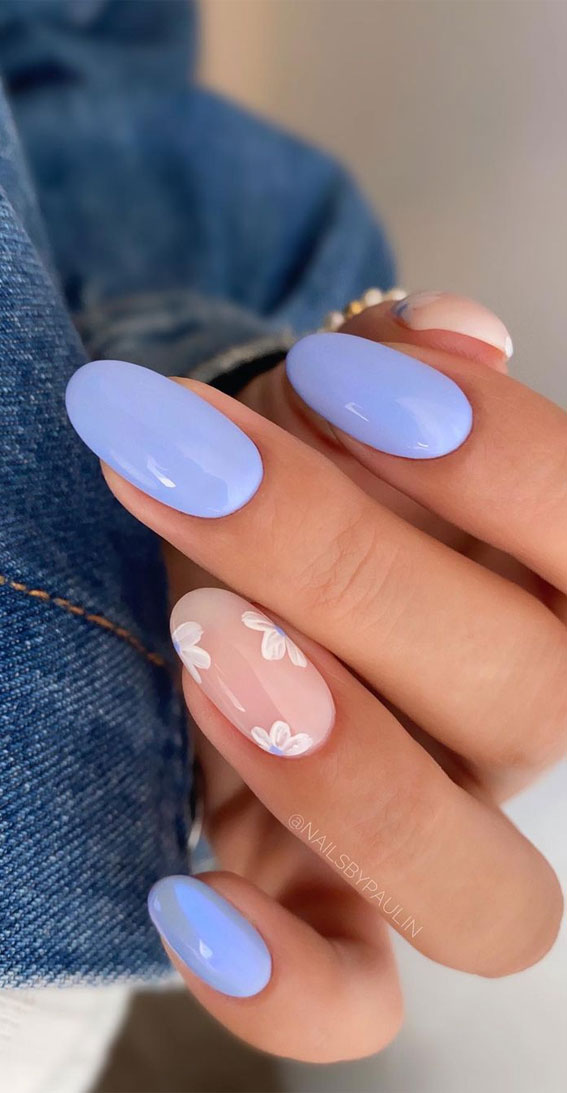 40 Trendy Flower Nail Designs That You Should Try : Soft Blue & Flower Oval Nails