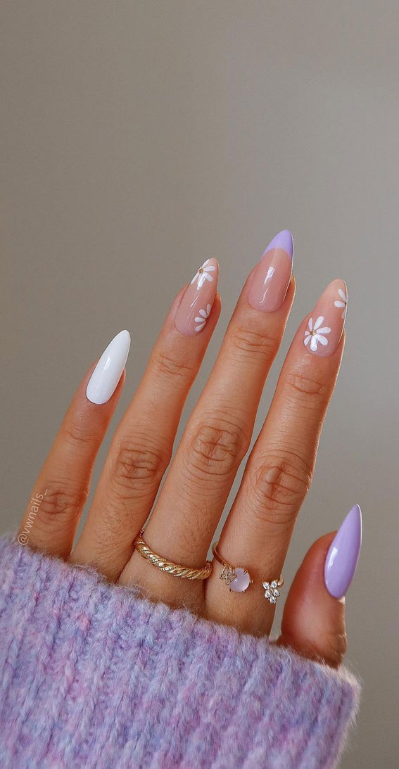 flower almond nails, flower nails, flower nail designs, summer nails, spring nail ideas, daisy nails, trendy summer nails, nail art designs 2022, flower french tip nails