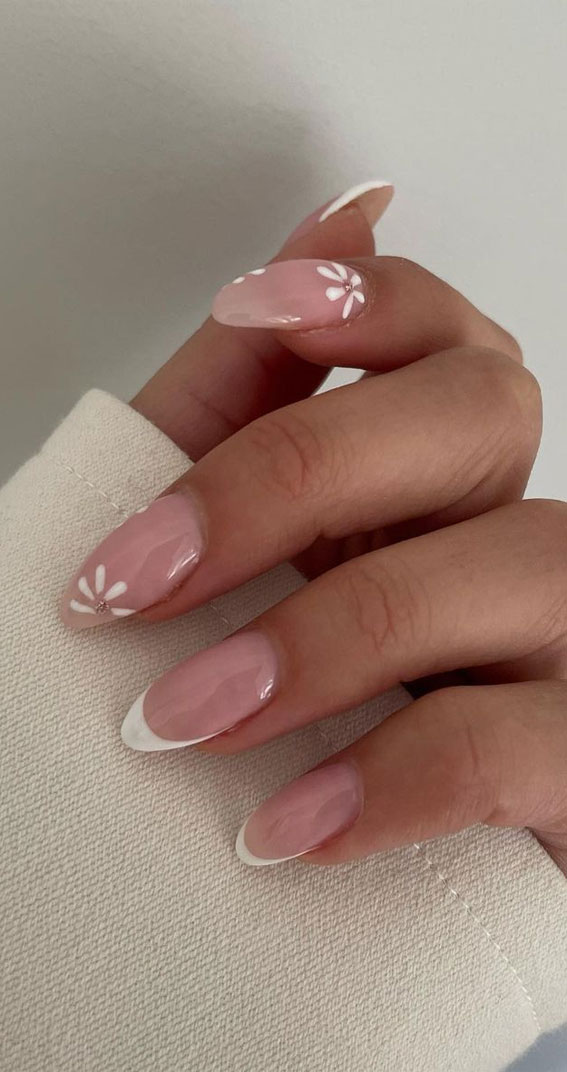 40 Trendy Flower Nail Designs That You Should Try : Trendy White Flower & French Tips