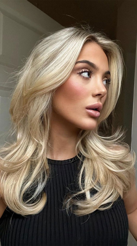 40 Trendy Haircuts For Women To Try in 2022 : Voluminous Layered Blonde + Bangs