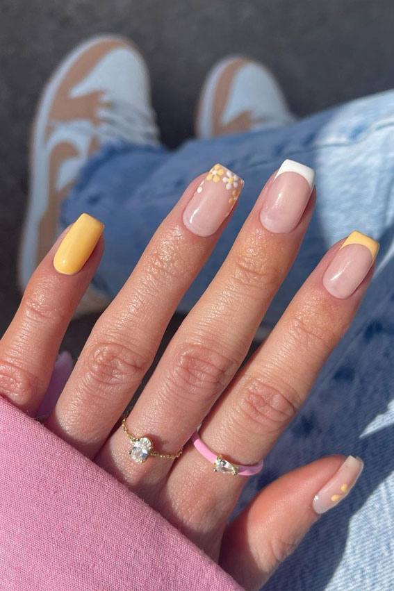 40 Trendy Flower Nail Designs That You Should Try : Buttercup & Flower Daisy + French Nails