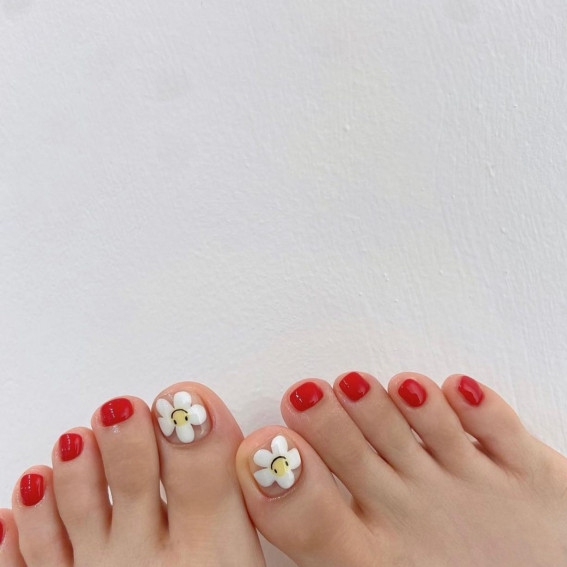 40 Eye-Catching Toe Nail Art Designs : Daisy + Red Toe Nails